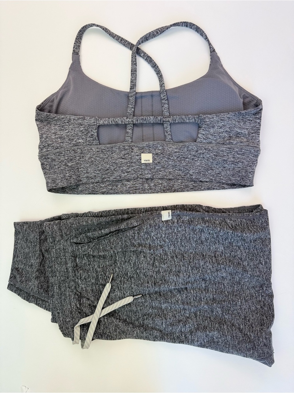 Vuori set Women’s Performance Jogger & Long Line Elevation Bra Set sz XL